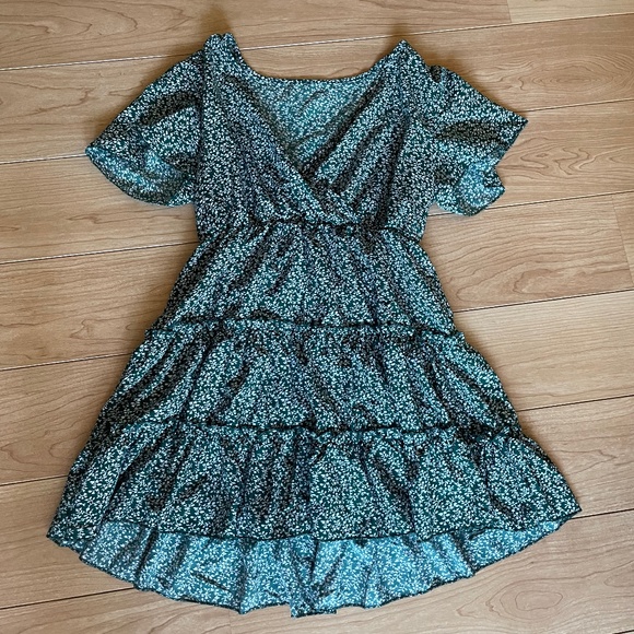 Short Sundress - Picture 1 of 1